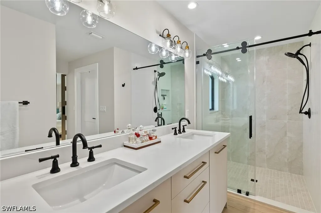 10274 Boca Circle Naples FL 34109