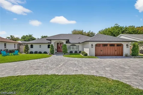 10274 Boca Circle Naples FL 34109