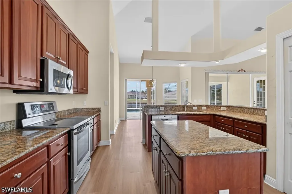 1414 NE 2nd Terrace Cape Coral FL 33909