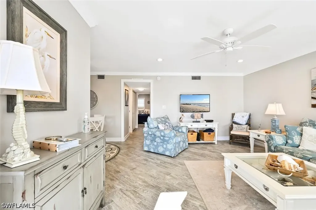 1100 Gulf Shore Boulevard N Naples FL 34102