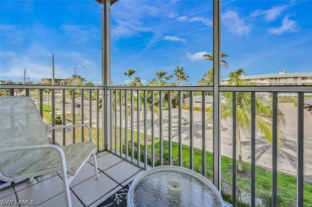 1100 Gulf Shore Boulevard N Naples FL 34102