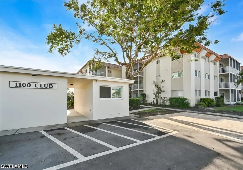 1100 Gulf Shore Boulevard N Naples FL 34102