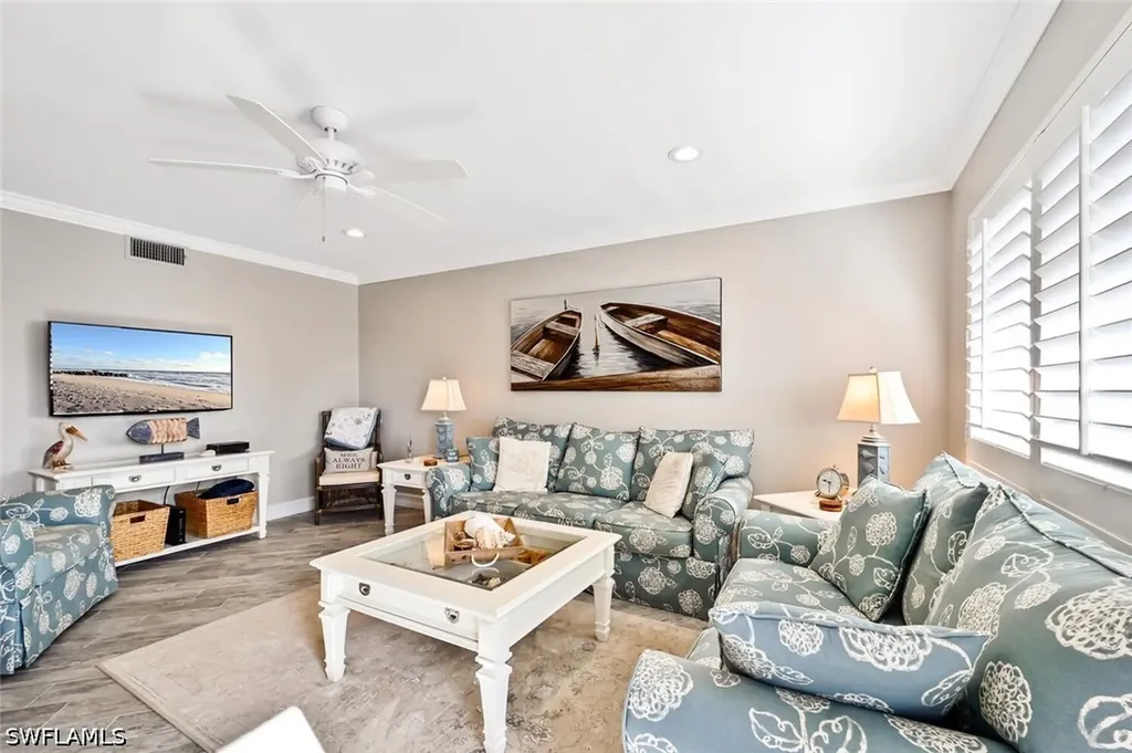 1100 Gulf Shore Boulevard N Naples FL 34102