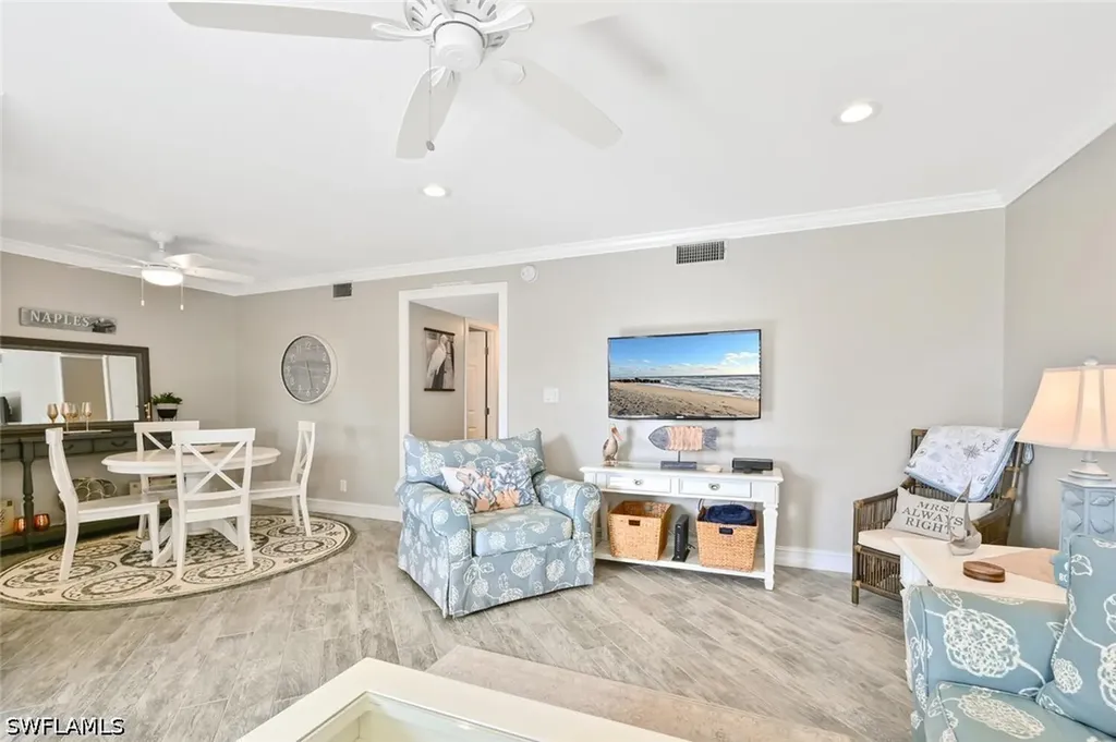 1100 Gulf Shore Boulevard N Naples FL 34102