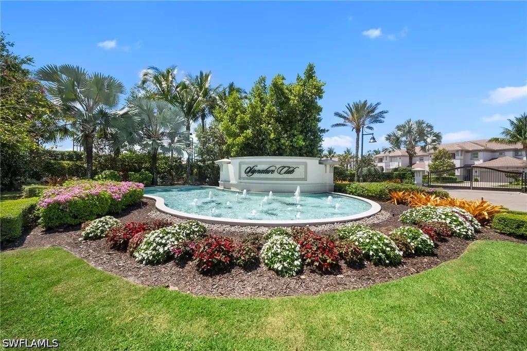 8030 Signature Club Circle Naples FL 34113