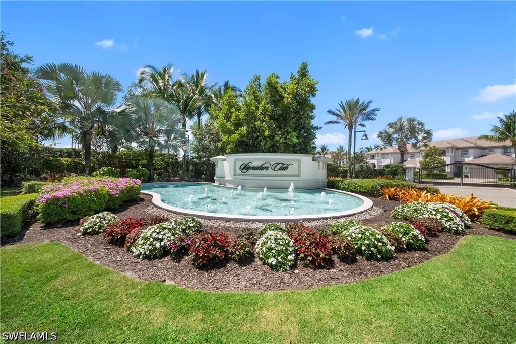 8030 Signature Club Circle Naples FL 34113