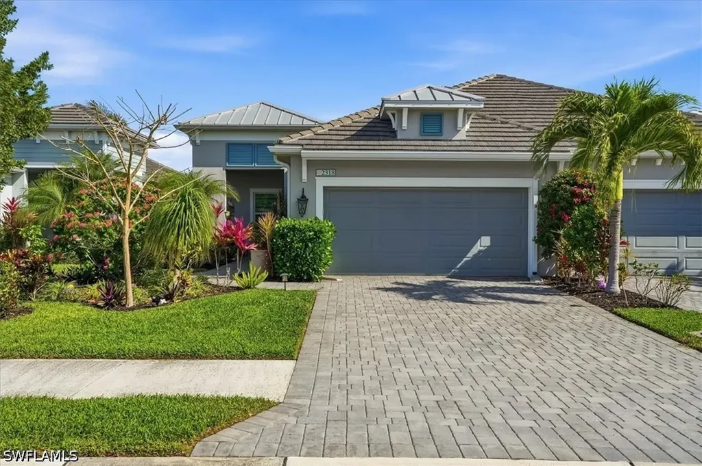 2318 Marquesa Circle Naples FL 34112