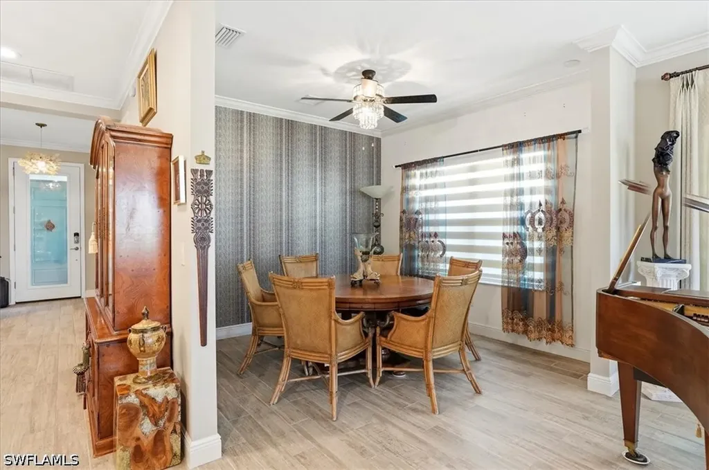 2318 Marquesa Circle Naples FL 34112