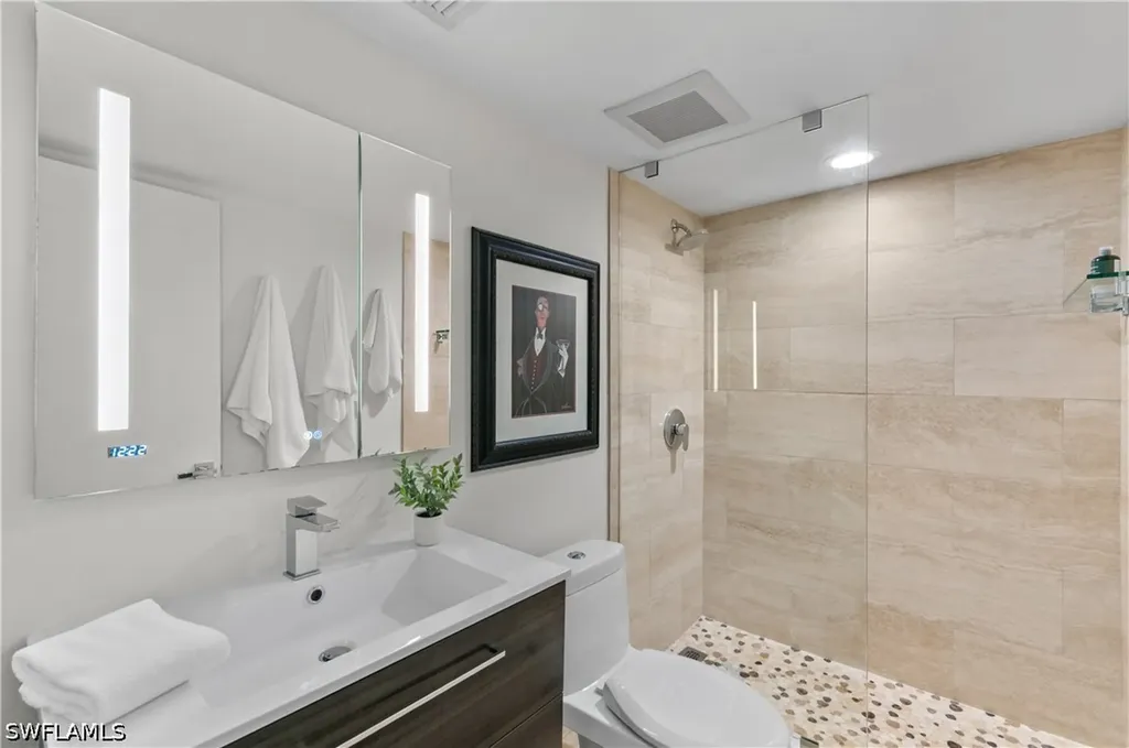 568 12th Avenue S Naples FL 34102