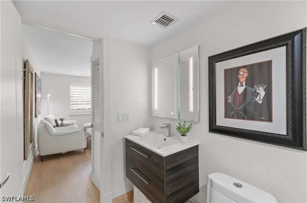 568 12th Avenue S Naples FL 34102