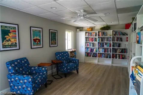 568 12TH Avenue S Naples FL 34102