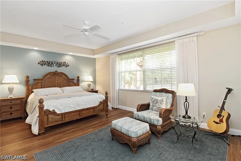 2125 Aberdeen Lane Naples FL 34109