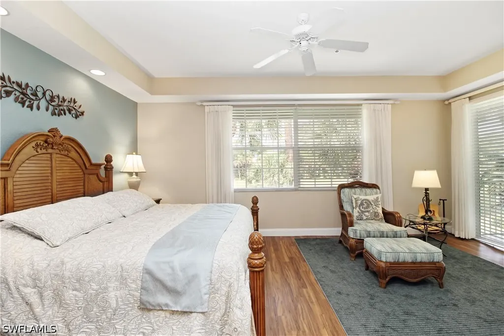 2125 Aberdeen Lane Naples FL 34109