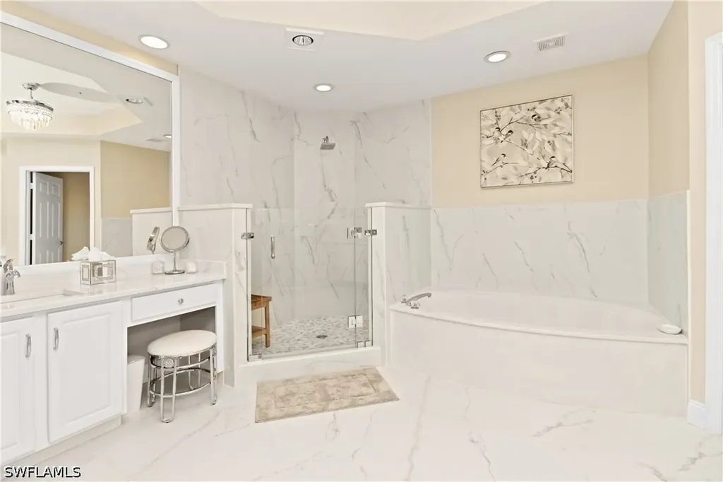 2125 Aberdeen Lane Naples FL 34109