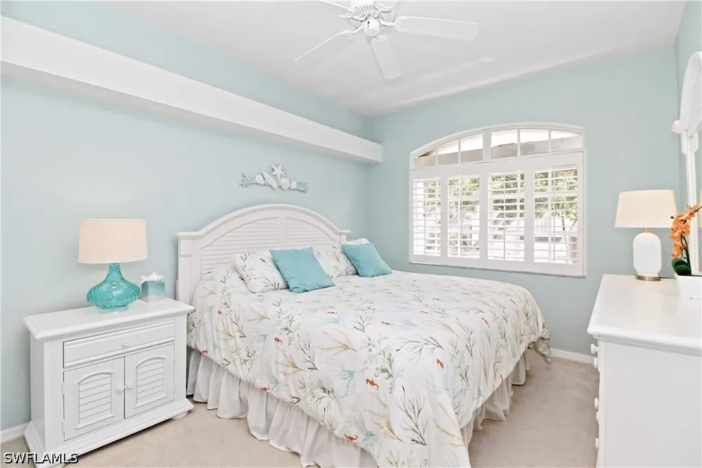 2125 Aberdeen Lane Naples FL 34109