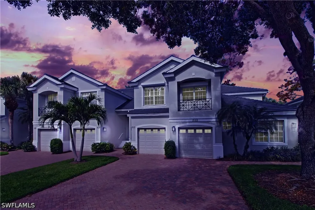 2125 Aberdeen Lane Naples FL 34109