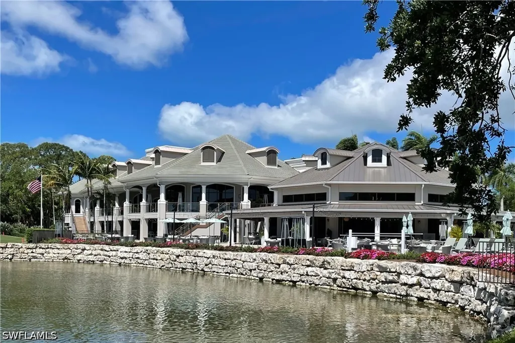2125 Aberdeen Lane Naples FL 34109
