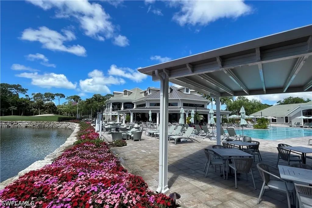 2125 Aberdeen Lane Naples FL 34109