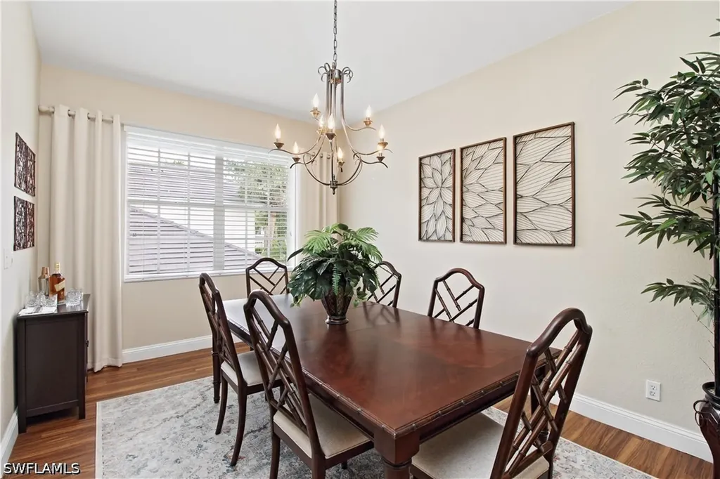 2125 Aberdeen Lane Naples FL 34109