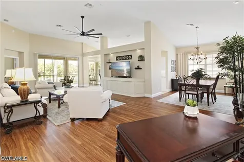 2125 Aberdeen Lane Naples FL 34109