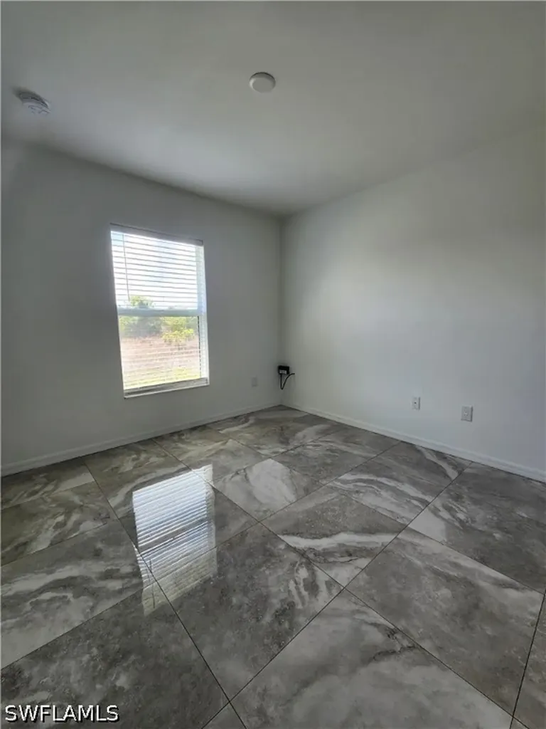 4270 64th Avenue NE Naples FL 34120