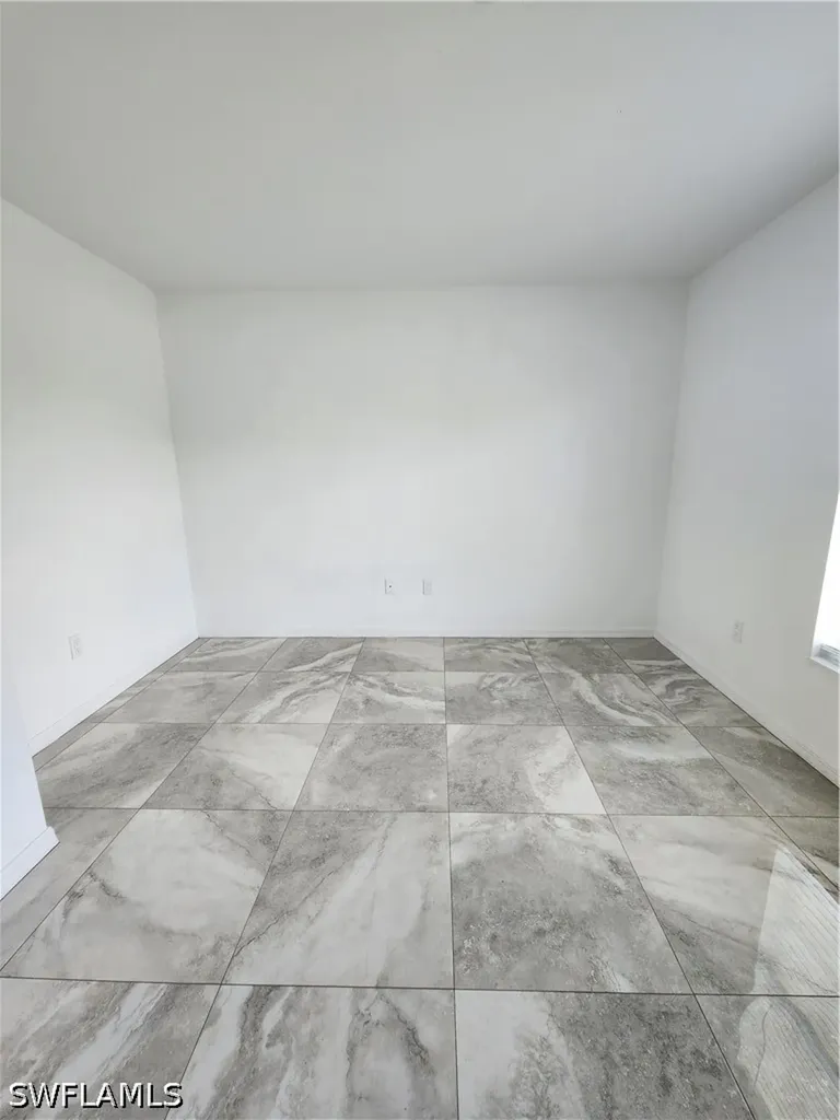 4270 64th Avenue NE Naples FL 34120