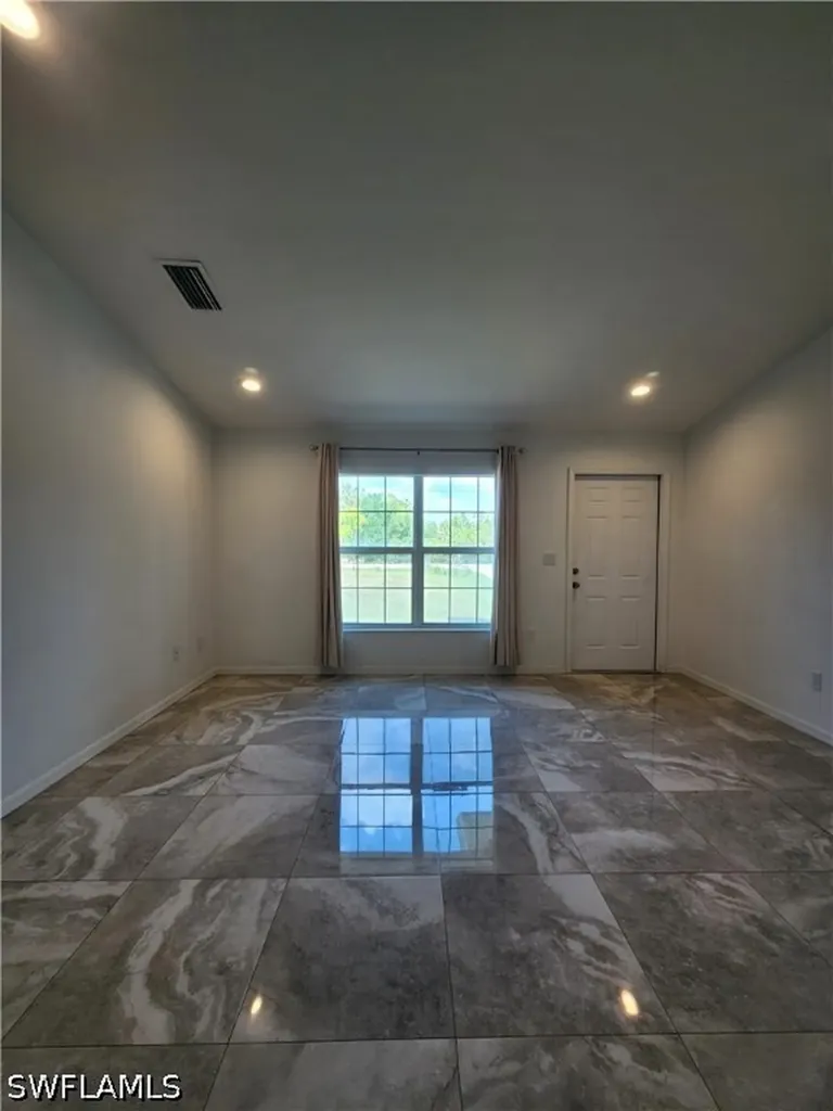 4270 64th Avenue NE Naples FL 34120