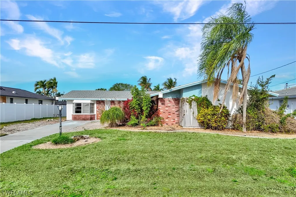 5130 SW 2nd Place Cape Coral FL 33914