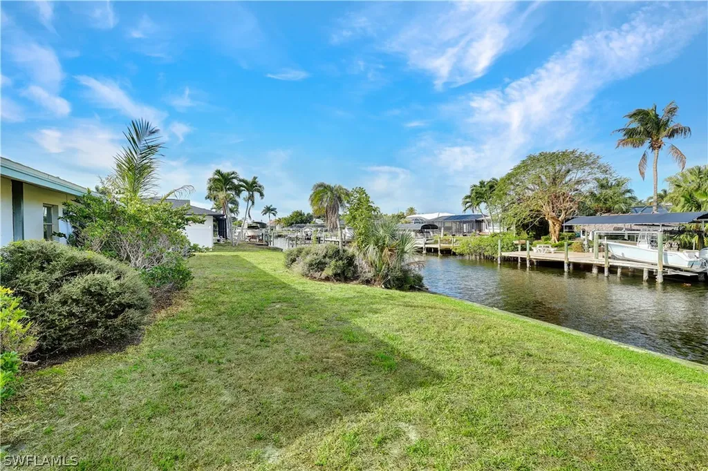 5130 SW 2nd Place Cape Coral FL 33914