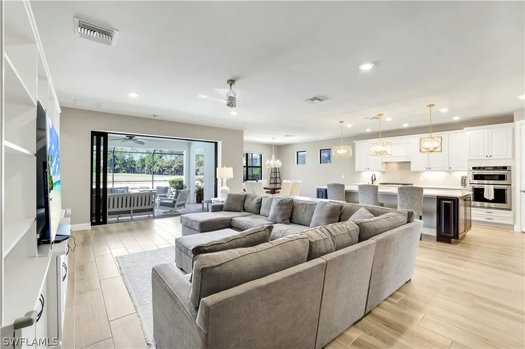 9373 Surfbird Court Naples FL 34120