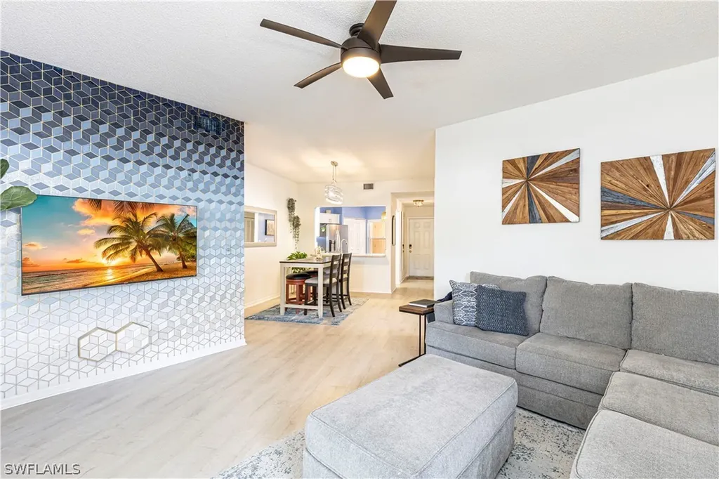 1018 Woodshire Lane Naples FL 34105