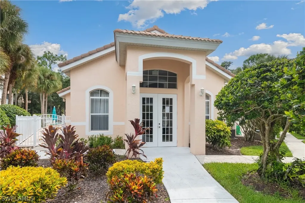 1018 Woodshire Lane Naples FL 34105