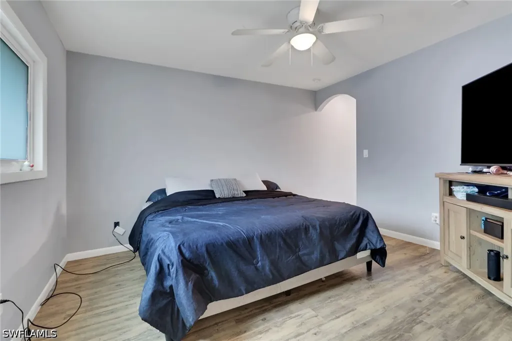 2740 Randall Naples FL 34120