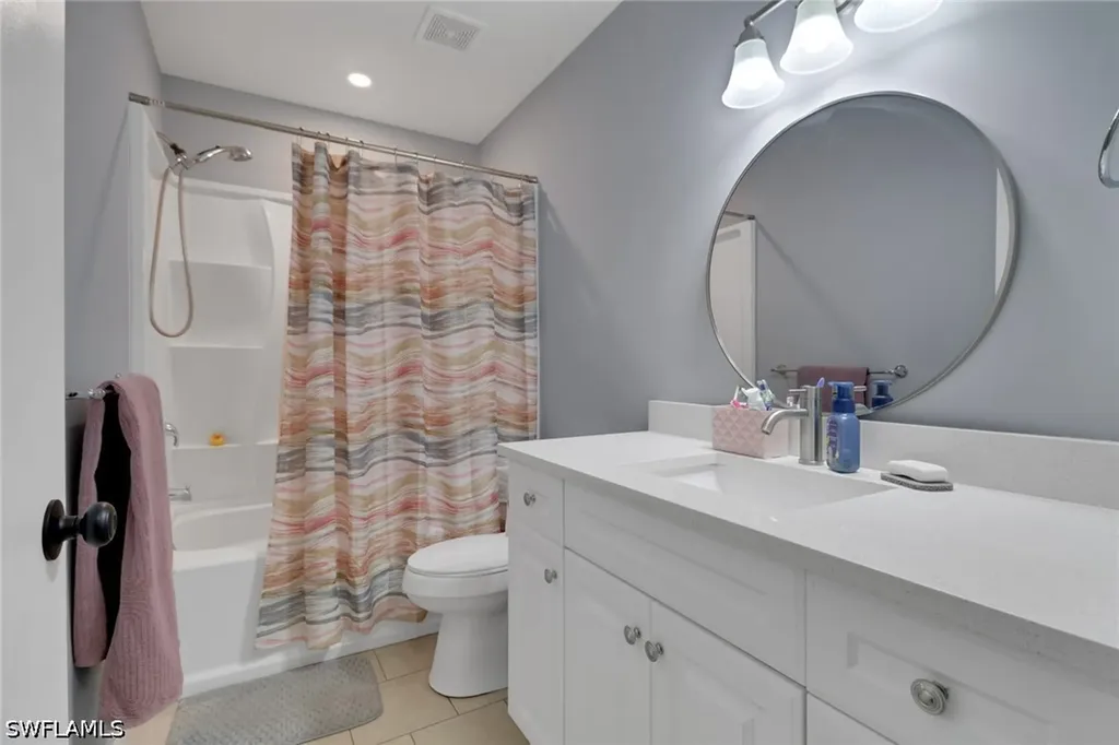 2740 Randall Naples FL 34120