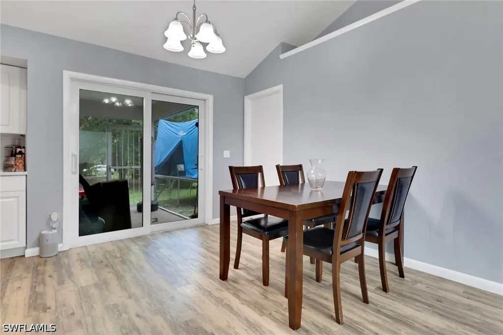 2740 Randall Naples FL 34120