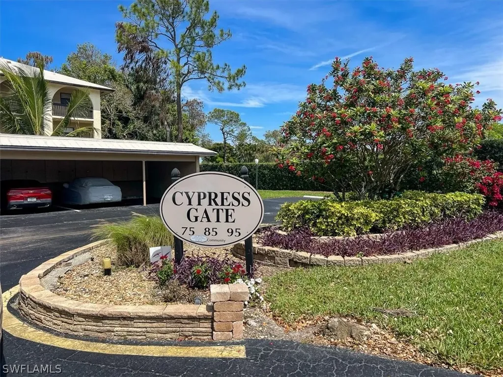 75 Saint Andrews Boulevard Naples FL 34113