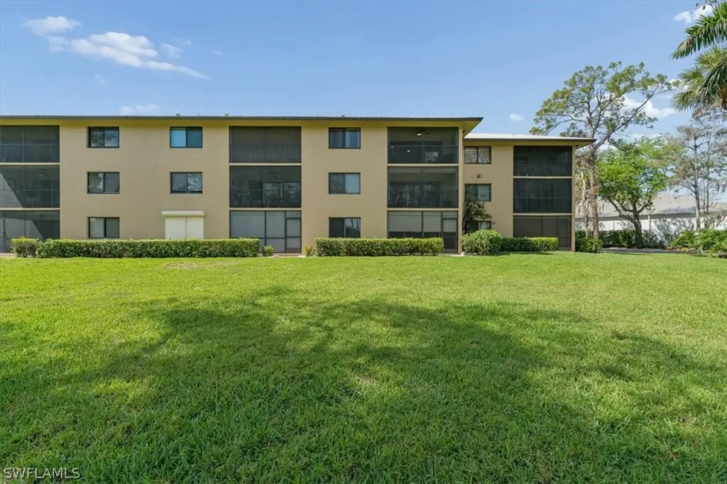 75 Saint Andrews Boulevard Naples FL 34113