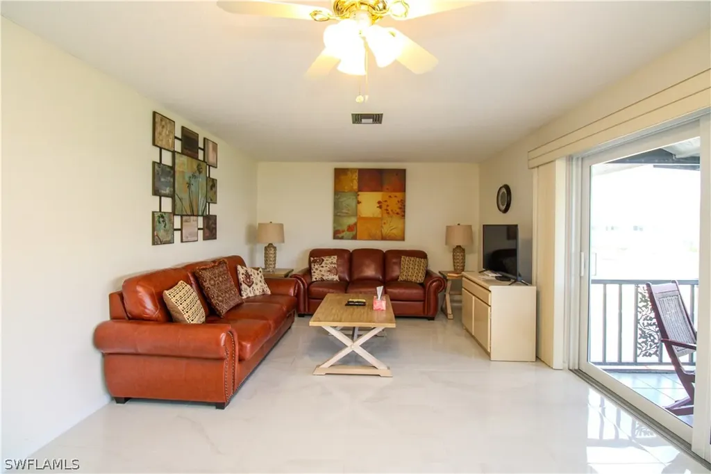 239 Palm Drive Naples FL 34112