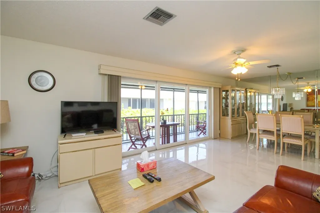 239 Palm Drive Naples FL 34112