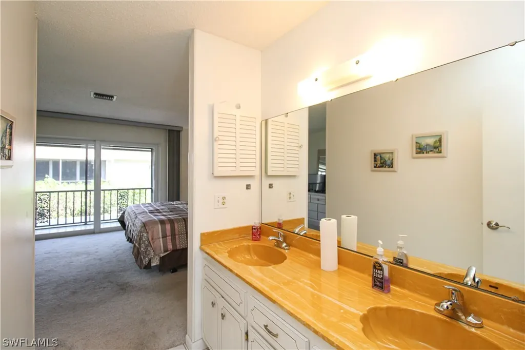 239 Palm Drive Naples FL 34112