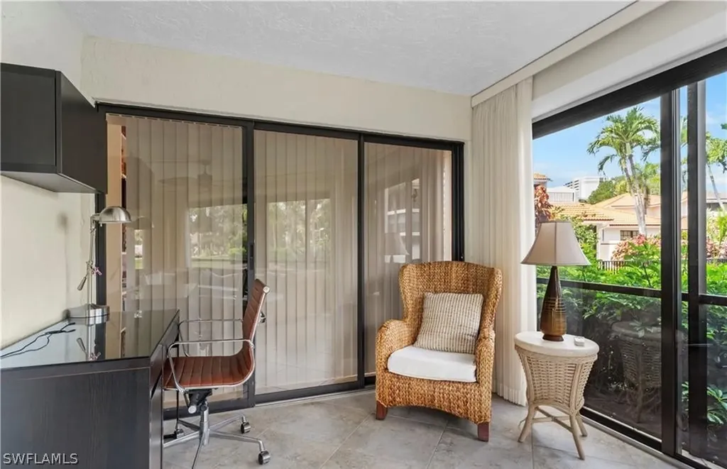 5890 Via Lugano Naples FL 34108