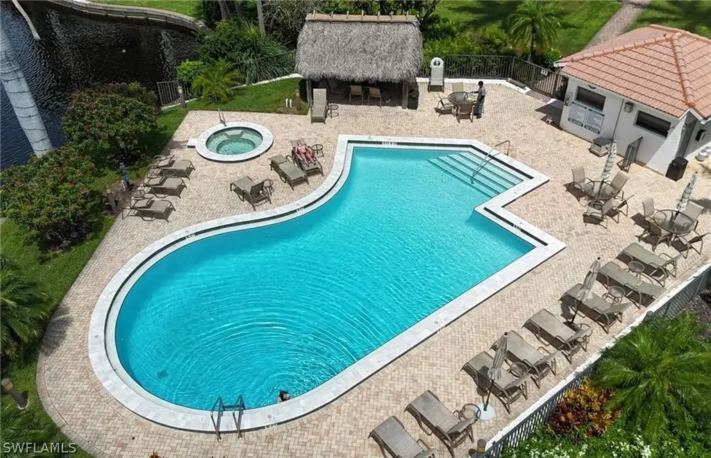 5890 Via Lugano Naples FL 34108