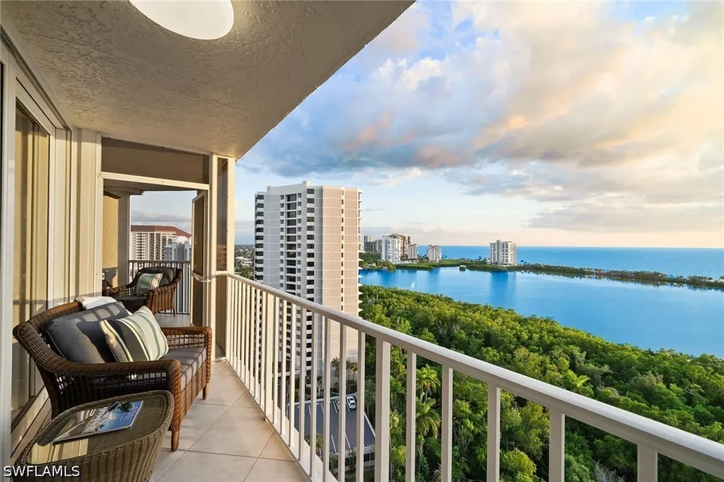 5550 Heron Point Drive Naples FL 34108