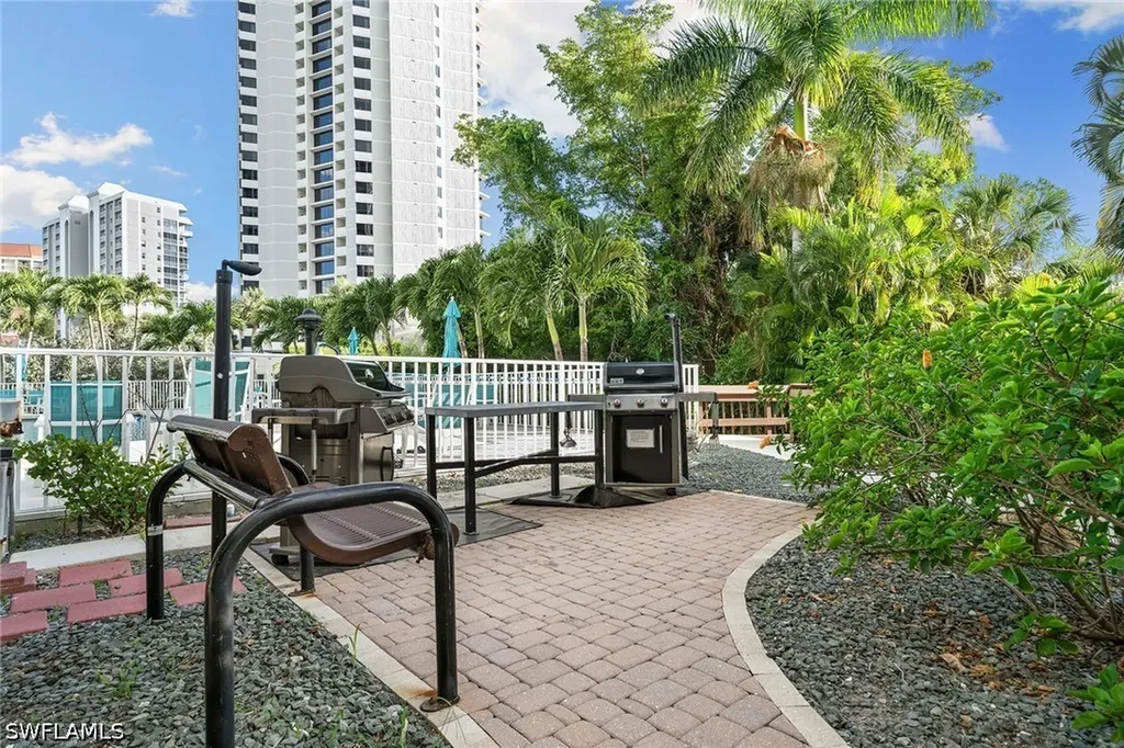 5550 Heron Point Drive Naples FL 34108