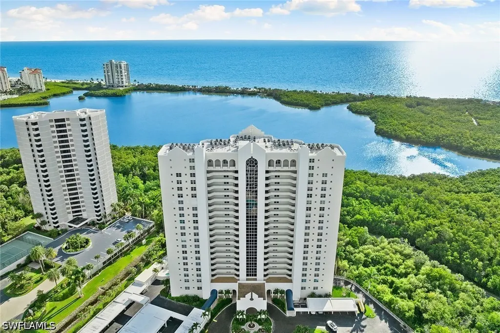 5550 Heron Point Drive Naples FL 34108
