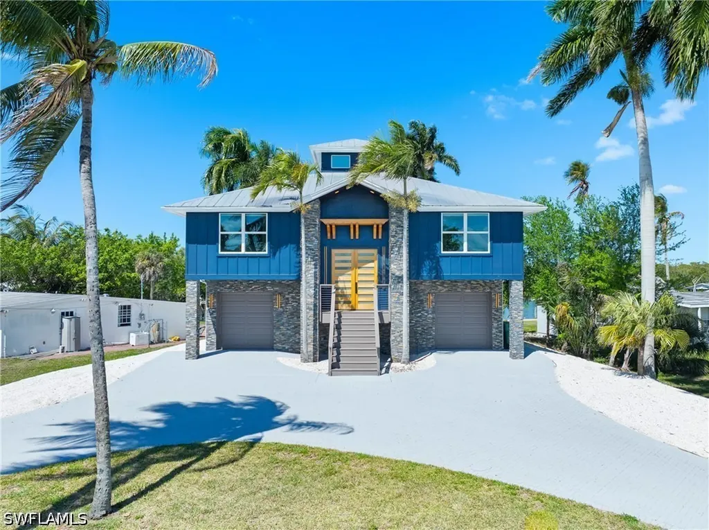 1836 Harbor Lane Naples FL 34104