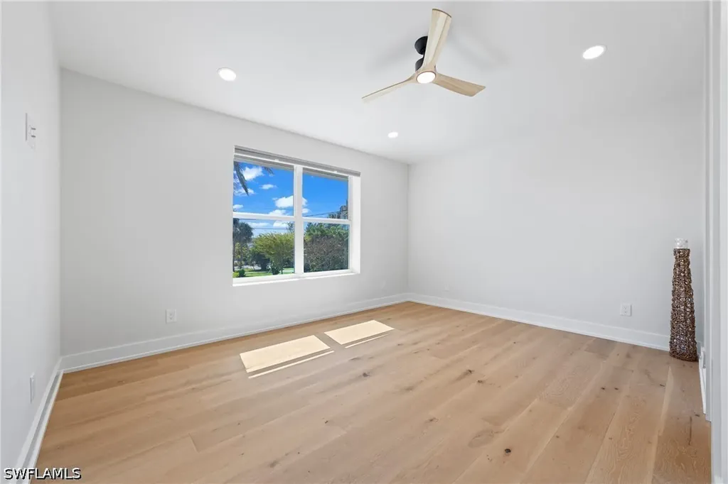 1836 Harbor Lane Naples FL 34104