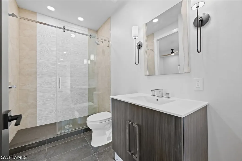 1836 Harbor Lane Naples FL 34104