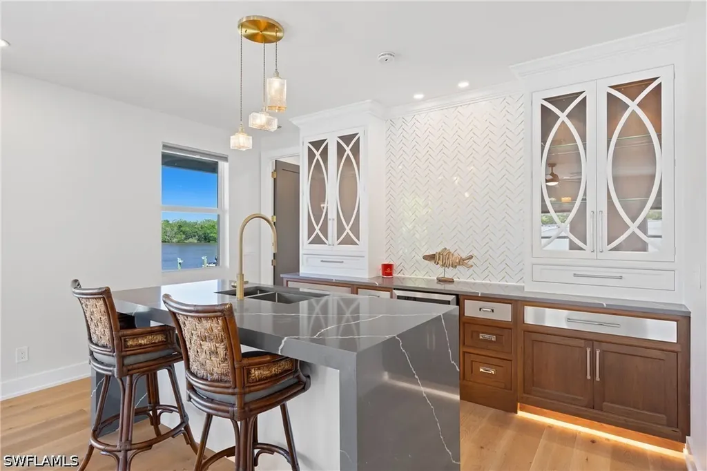 1836 Harbor Lane Naples FL 34104