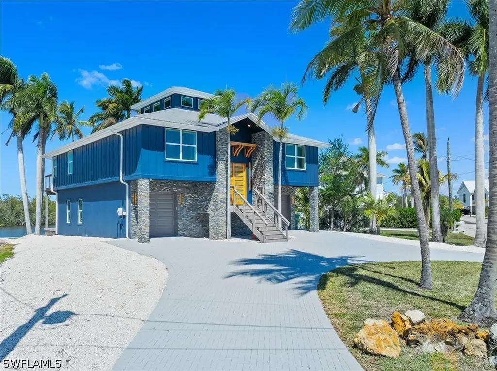 1836 Harbor Lane Naples FL 34104